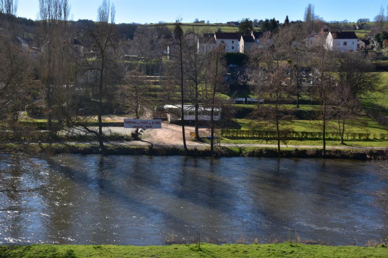 Camping Du Pont De St Gal Saint-Gal-sur-Sioule Exterior photo